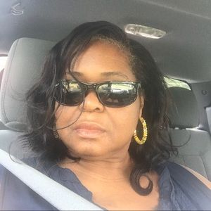 Meet your Posher, Charlene